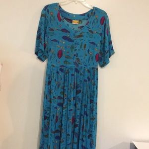 Done Down Under Maxi Dress Sz Large Like NEW Mint condition aqua Blue W/Designs